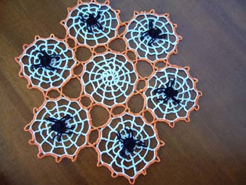 spooky_spiders_doily